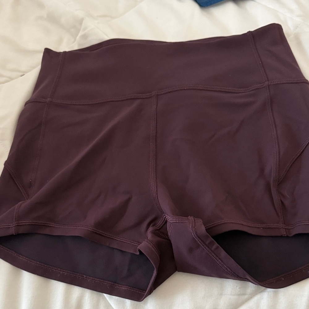 Lululemon biker shorts size 6